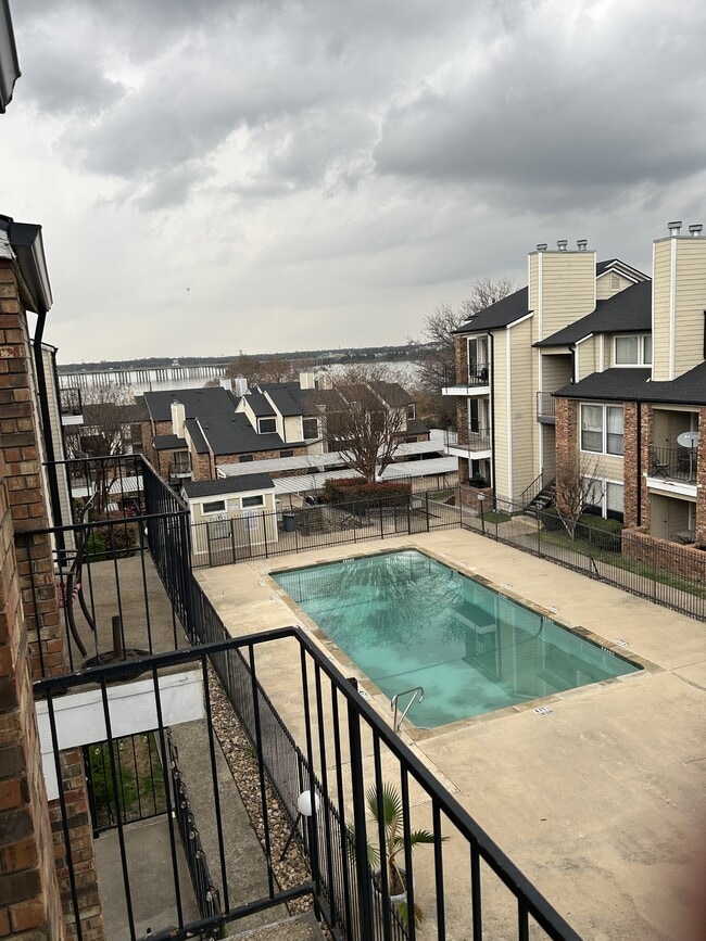 property at 1505 E Interstate 30