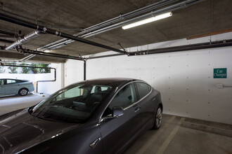 Lido Apartments - 3714 Kelton in Los Angeles, CA - Building Photo - Interior Photo