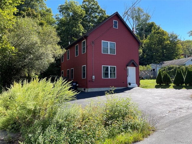 214 Nelson Rd in Monroe, NY - Building Photo - Building Photo