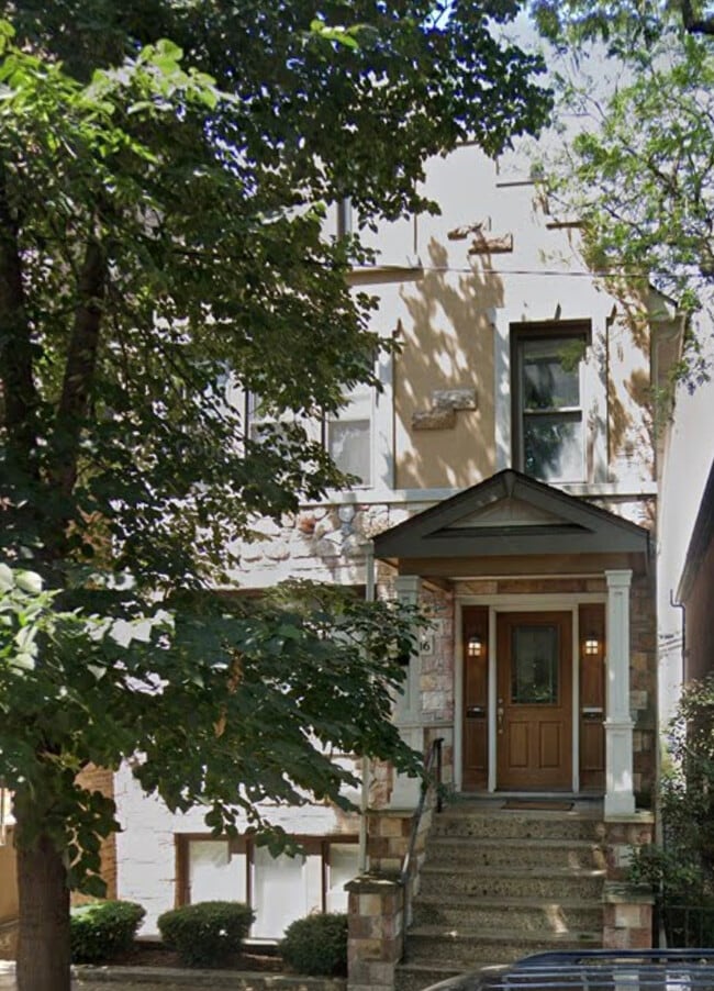 property at 2036 N Honore St