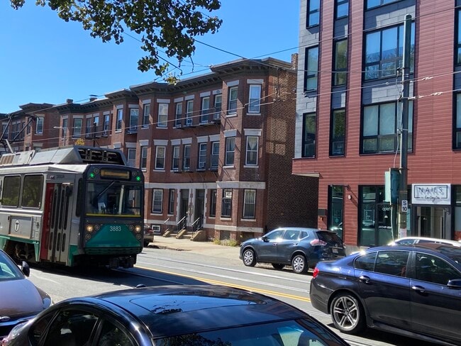 property at 28 S Huntington Ave