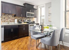 5000 N Sheridan Rd, Unit 216 in Chicago, IL - Building Photo