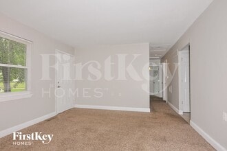 2701 Essex St in St. Charles, MO - Building Photo - Building Photo