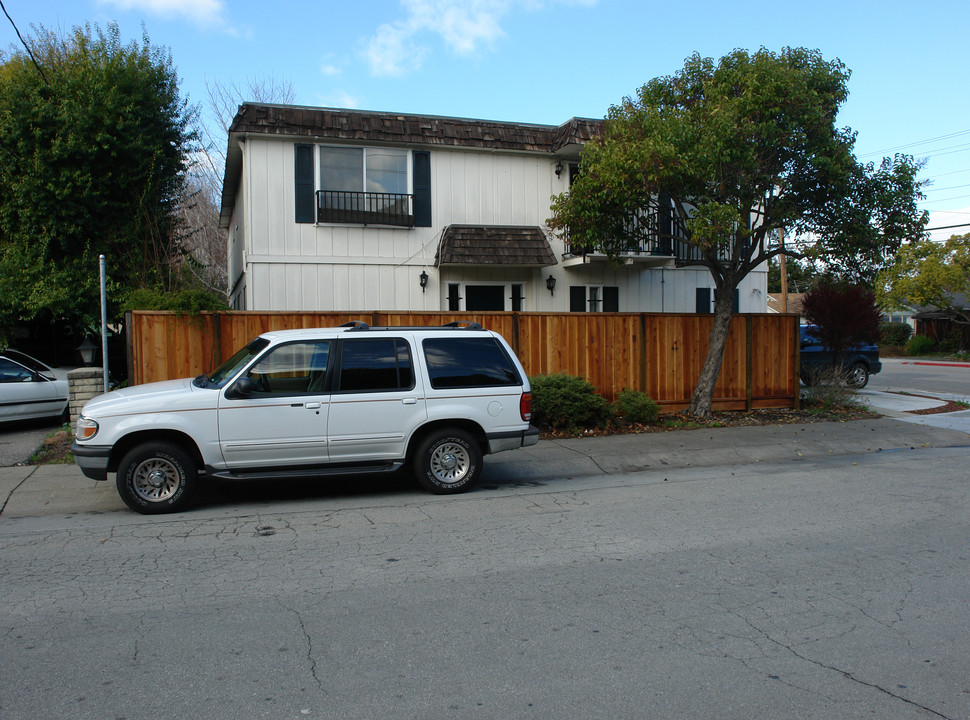 3796 Park Blvd in Palo Alto, CA - Building Photo