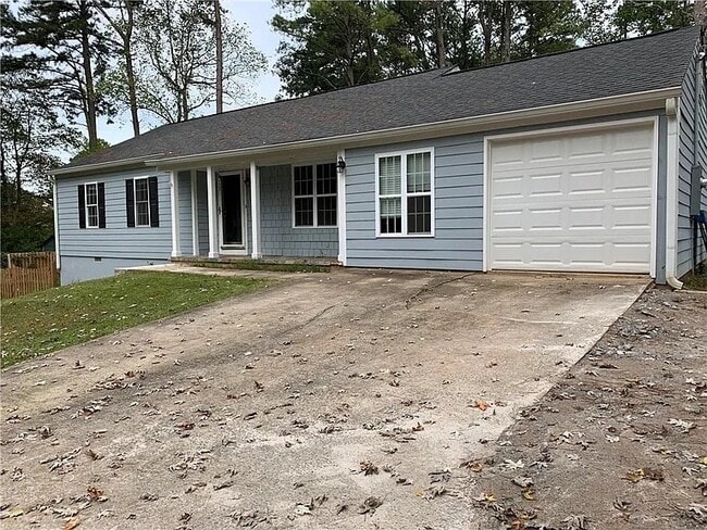 2379 Selman Dr NW in Duluth, GA - Foto de edificio - Building Photo