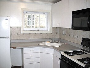 2708 N Newland Ave in Chicago, IL - Building Photo - Building Photo