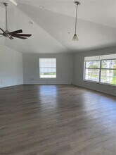 6940 4th St S in St. Petersburg, FL - Building Photo - Building Photo