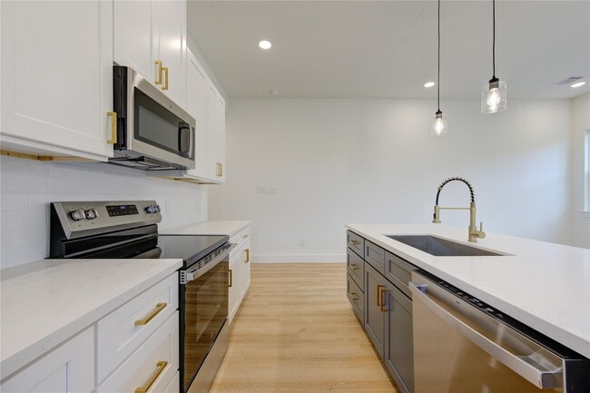 4029 Knoxville St in Houston, TX - Building Photo - Building Photo