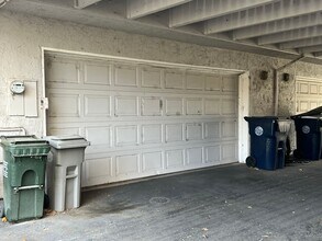 3034 Swallows Nest Dr in Sacramento, CA - Building Photo - Building Photo