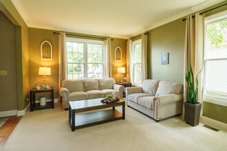 864 Red Clover Dr in Aurora, IL - Building Photo - Building Photo