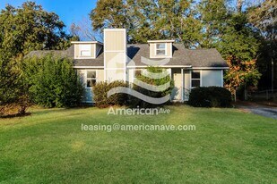 108 Roost Rd in Hopkins, SC - Building Photo