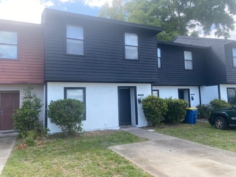 1222 Westdale Dr in Jacksonville, FL - Building Photo