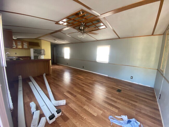 1237 Long Branch Rd in Grover, NC - Building Photo - Building Photo