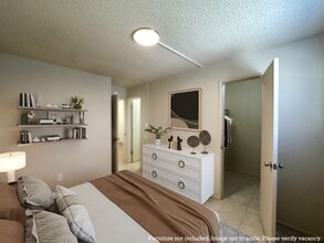630 N Van Buren in Stockton, CA - Building Photo - Interior Photo