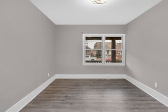 1039 Windsor Ave in Windsor, ON - Building Photo - Building Photo