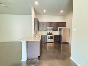 1126 Burek Cross in Seguin, TX - Building Photo - Building Photo