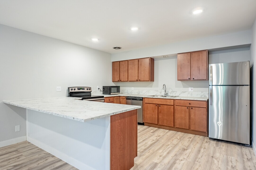 Parks Edge Apartments in McFarland, WI - Building Photo