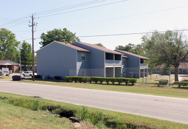 Griffin Apartments in Fairmont, NC - Foto de edificio - Building Photo