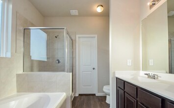 3606 Giorgio Pastel Pl in Katy, TX - Foto de edificio - Building Photo