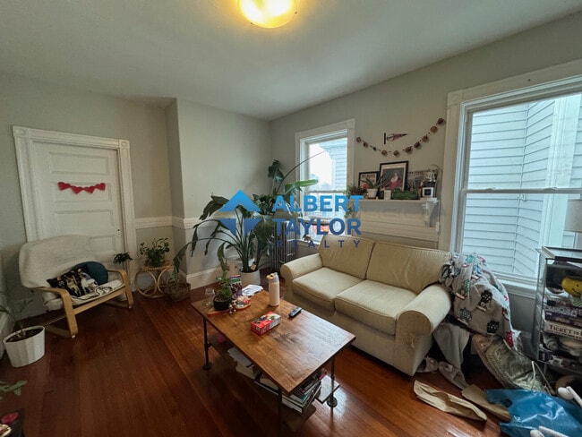 3 Kinnaird St, Unit 3