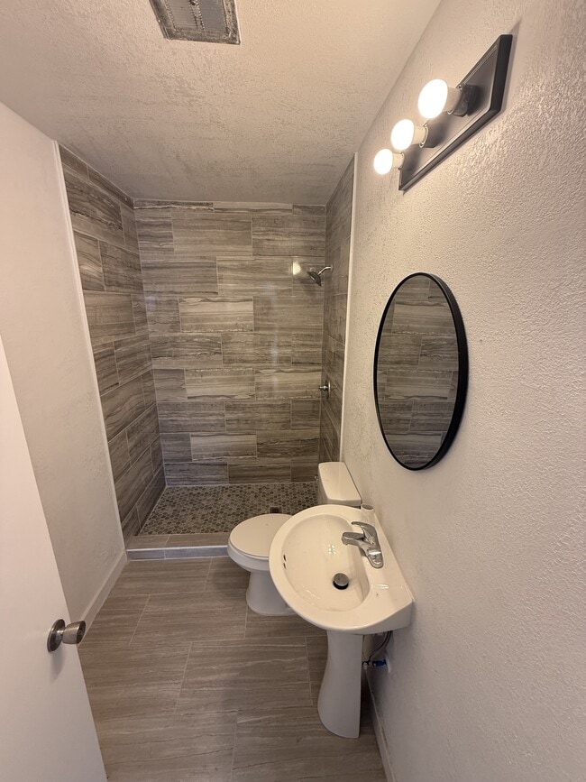 property at 929 Giles Rd