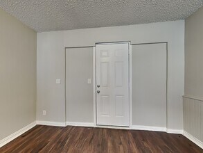 1609 Parkhaven Dr, Unit 504 in Seagoville, TX - Building Photo - Building Photo