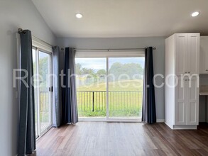 1410 Shoshone St in Oceanside, CA - Building Photo - Building Photo