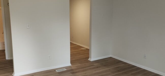 202 Selwyn Alley in Raleigh, NC - Building Photo - Building Photo