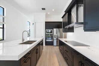 116 SE Cortile Enza in Port St. Lucie, FL - Foto de edificio - Building Photo