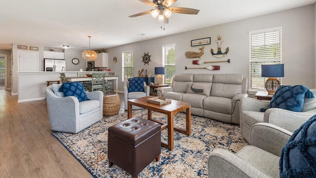 532 Blue Stem Dr