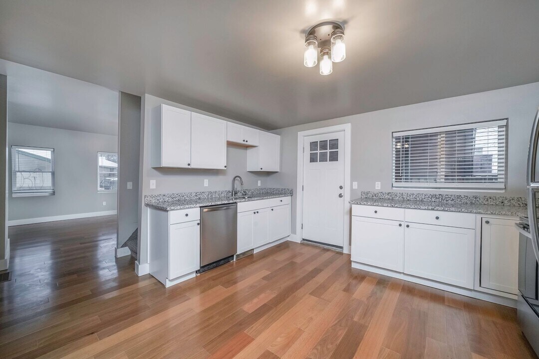 3469 Denny St in Pittsburgh, PA - Building Photo