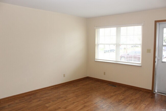 2551 Stanley Ct in Evansville, IN - Building Photo - Building Photo
