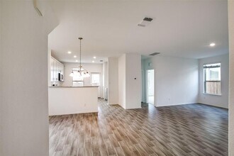505 Pickrell Lp in Liberty Hill, TX - Building Photo - Building Photo