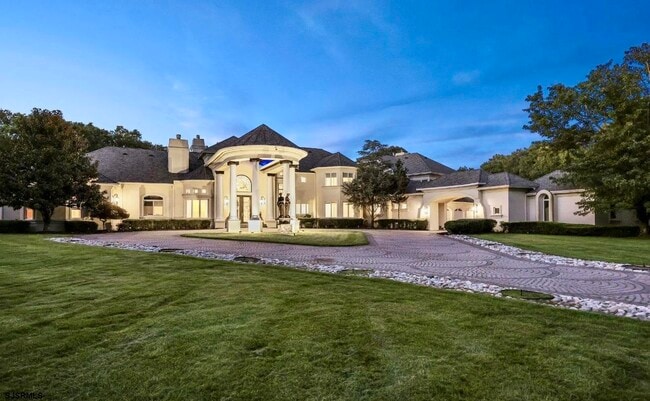 property at 609 Park Pl