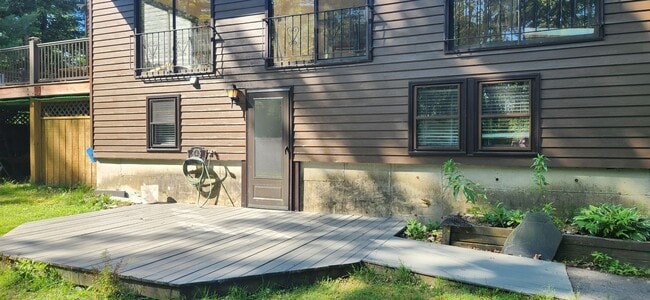 property at 62 Hovey Rd