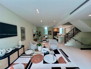 2694 SW 25th Ave in Miami, FL - Building Photo - Building Photo