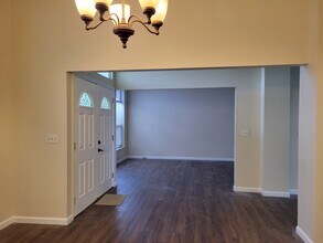 1048 California Creek Dr in Oviedo, FL - Building Photo - Building Photo