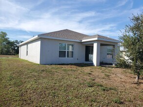 3927 NE 23rd Pl in Cape Coral, FL - Building Photo - Building Photo