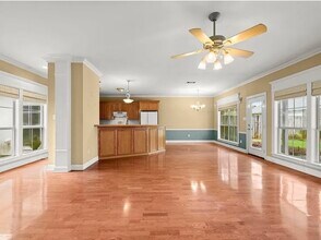 1593 Colony Ln in Zachary, LA - Foto de edificio - Building Photo