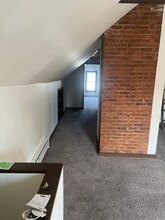 8 Fox Ter, Unit Apartment 3 in Poughkeepsie, NY - Building Photo - Building Photo