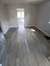 1413 Labelle Ave in Rockford, IL - Building Photo - Building Photo