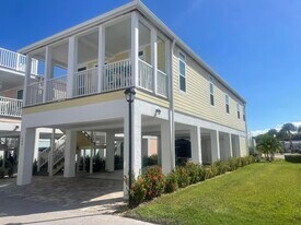 389 NE Sand Dune Way in Ocean Breeze, FL - Building Photo