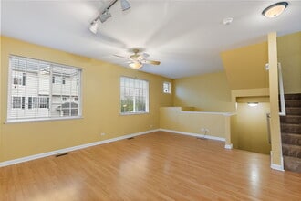 253 Evergreen Cir in Gilberts, IL - Building Photo - Building Photo