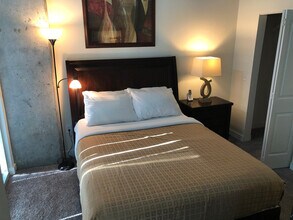 320 S Church St in Charlotte, NC - Building Photo - Building Photo