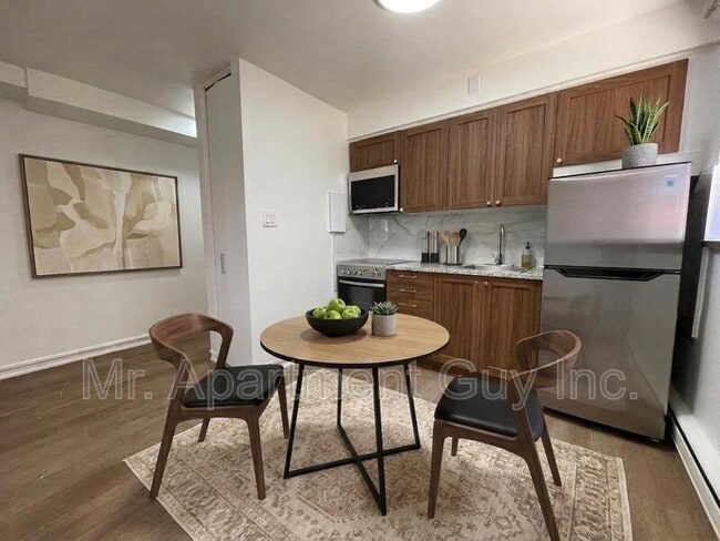 property at 1284 Fennell Ave E