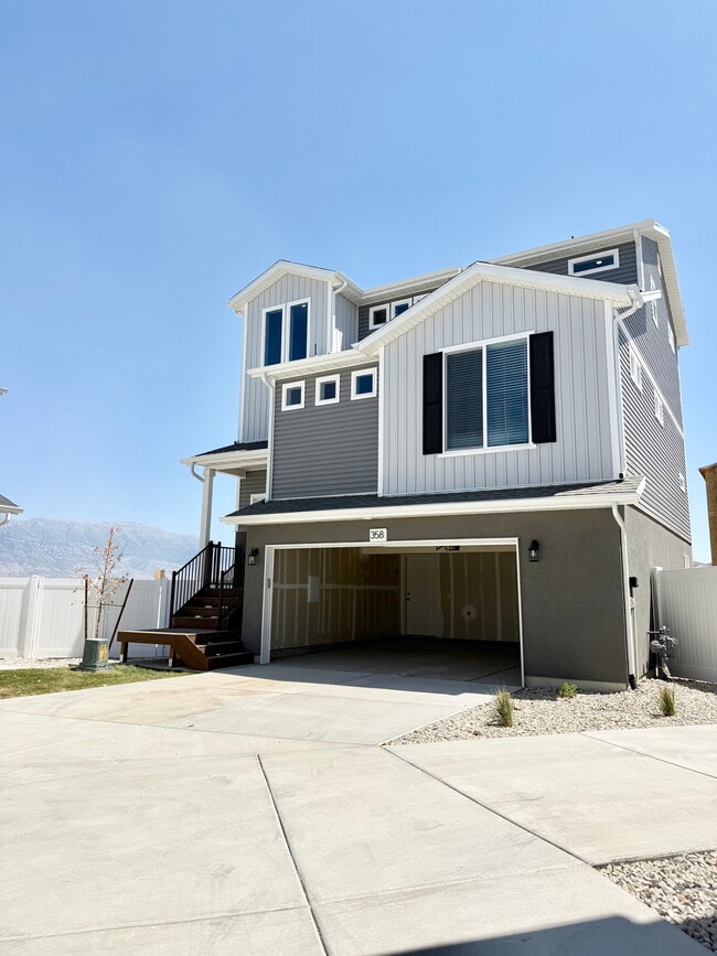 property at 358 N Corridor Ln