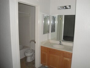 1464 Richfield Ave in Rosamond, CA - Building Photo - Building Photo