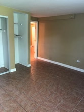 10213 S 86th Ter, Unit 101 in Palos Hills, IL - Building Photo - Building Photo