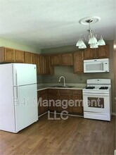 8795 Channing Dr in Jonesboro, GA - Building Photo - Building Photo