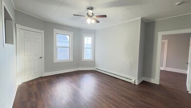 150 Pleasant St in Lowell, MA - Building Photo - Building Photo